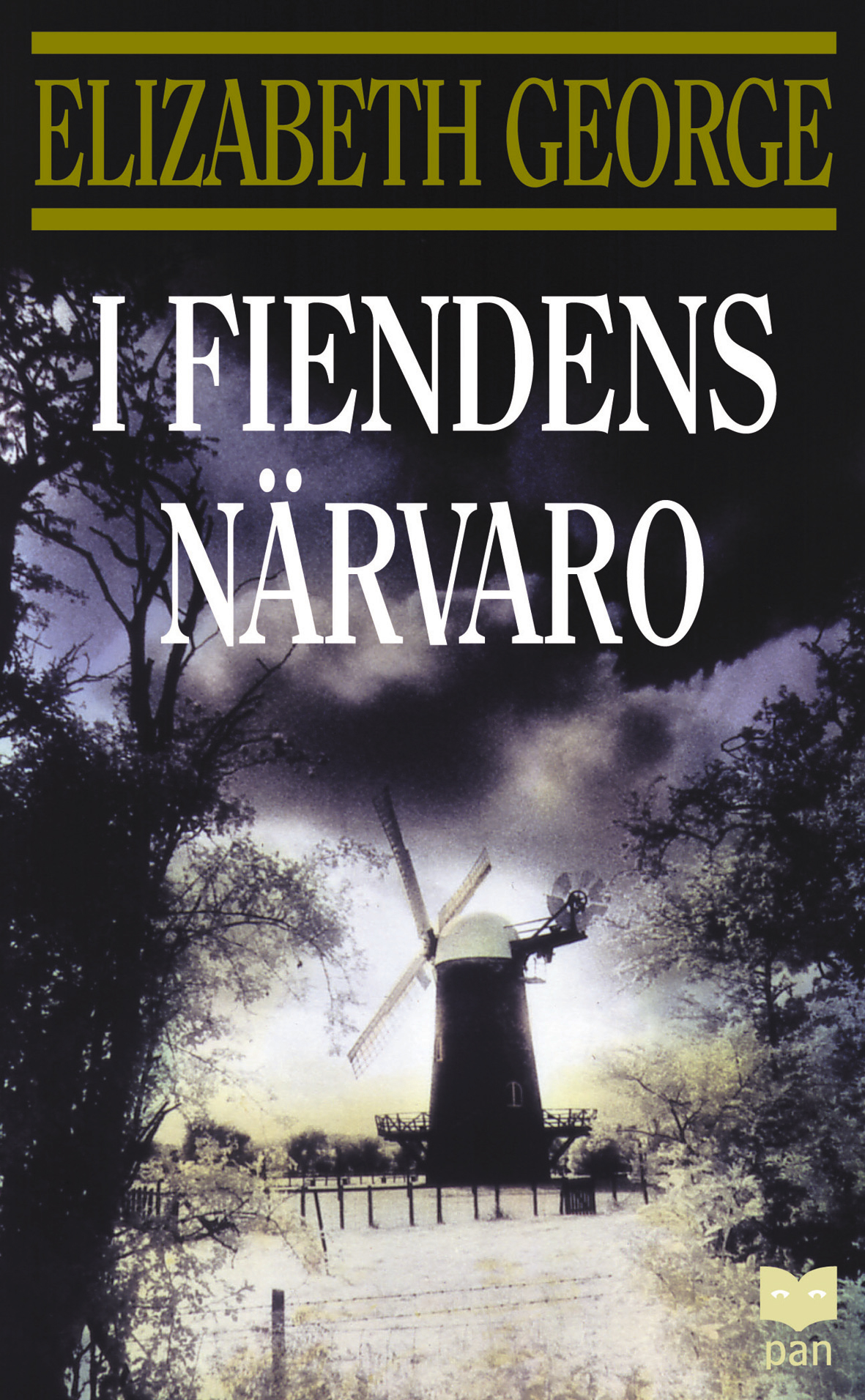 I fiendens närvaro