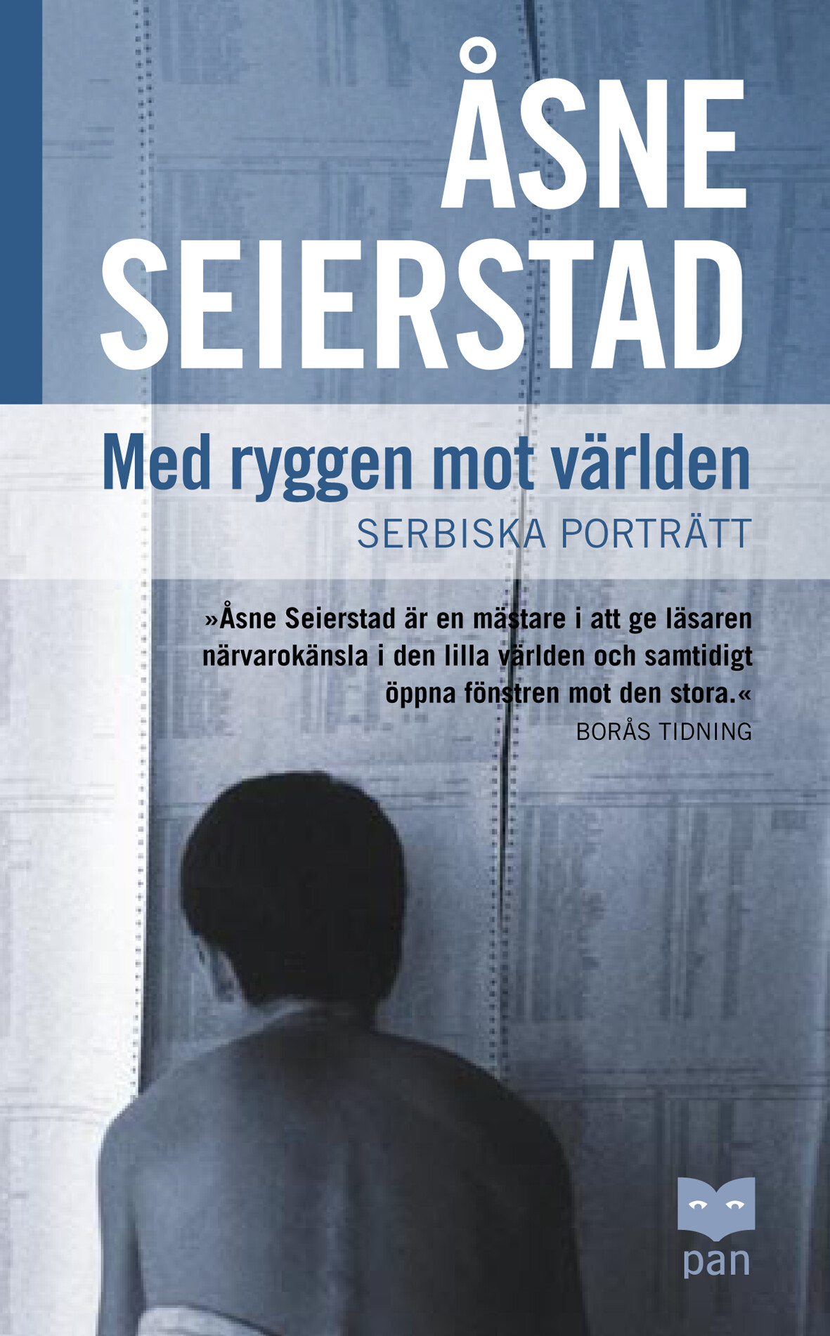 Med ryggen mot världen